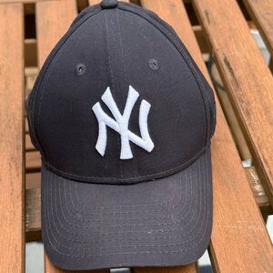 New Era Kids Black NY Yankee Baseball Cap “99” Velcro Closure